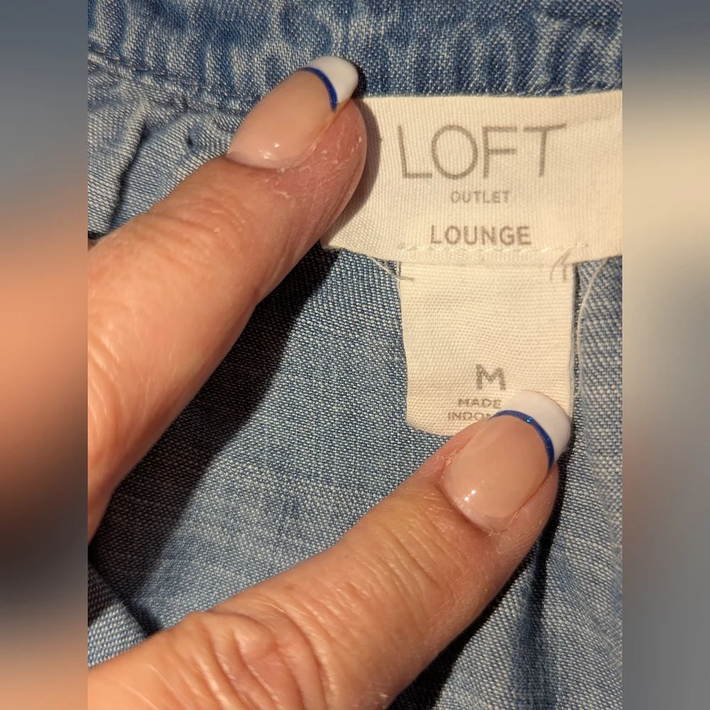 LOFT Blue Denim Tunic with Tie Sleeves‎